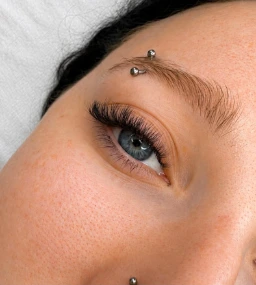 extensions de cils à Nivelles